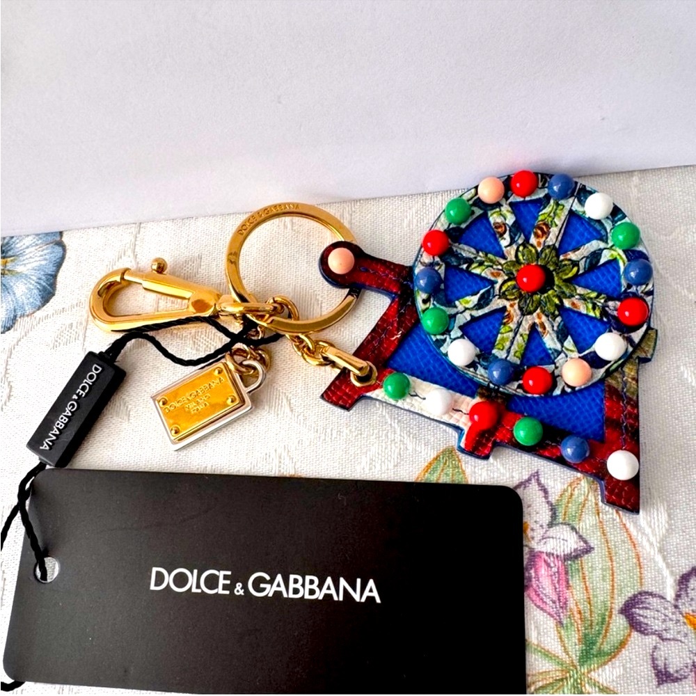 Dolce & Gabbana Nautical Wheel Keychain with Gold Accents - Picture 3 of 3